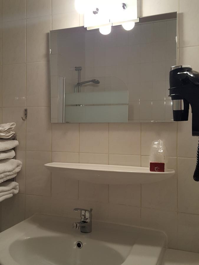 Hotel Restaurant Glaizette LʼArgentière-la-Bessée Dış mekan fotoğraf