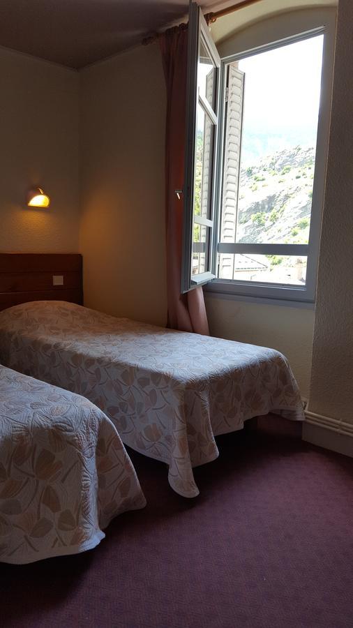 Hotel Restaurant Glaizette LʼArgentière-la-Bessée Dış mekan fotoğraf