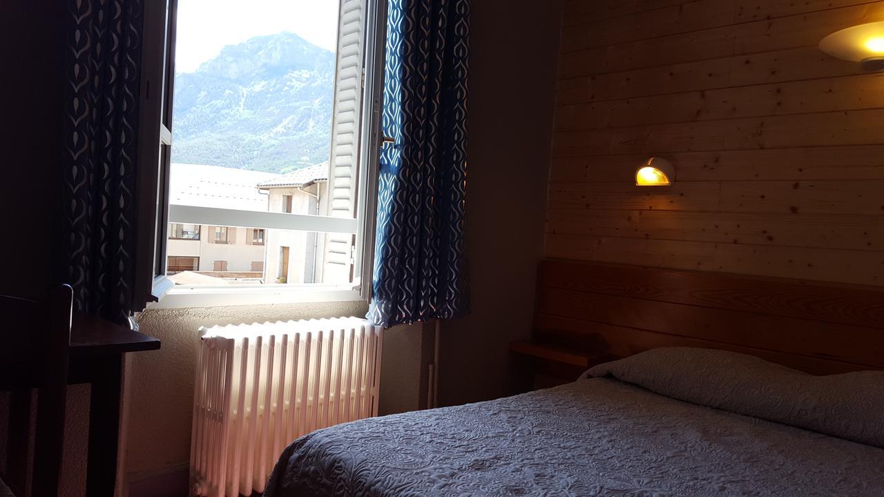 Hotel Restaurant Glaizette LʼArgentière-la-Bessée Dış mekan fotoğraf